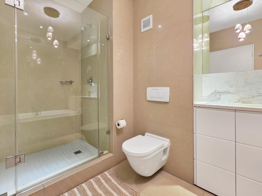 3 Bedroom Property for Sale in Mouille Point Western Cape